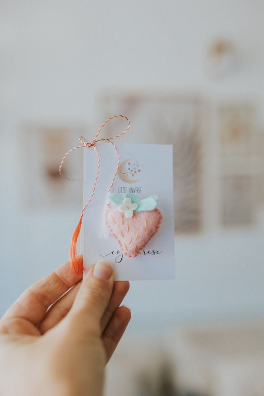 Mărțișor” Căpșunică tinerică”