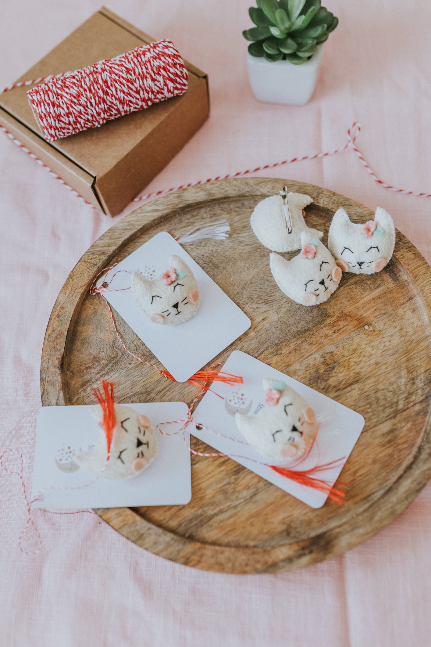 martisor din fetru pisica