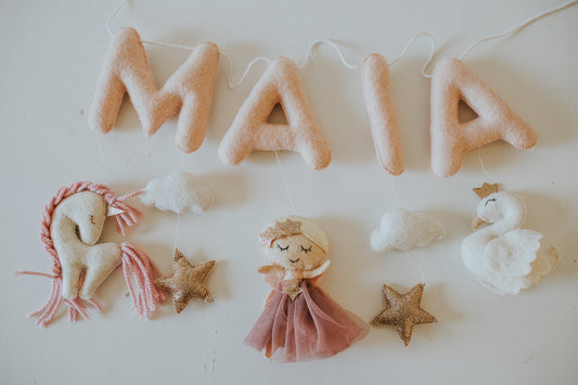 Ghirlanda nume " Sparkle magic dreamland"