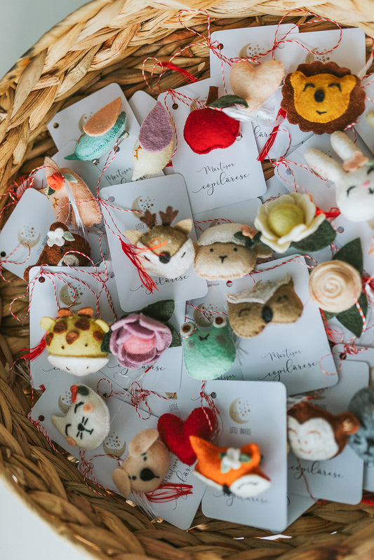 MYSTERY MǍRȚIȘOr BOX