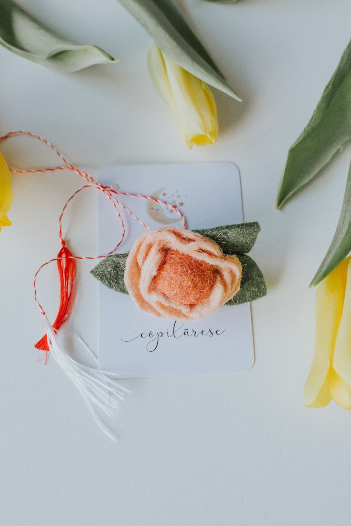 martisor floare roz
